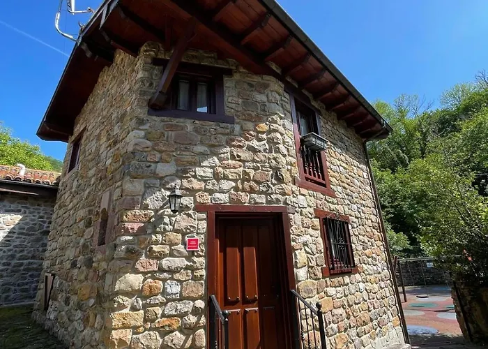 El Refugio Del Argoza Villa Barcena Mayor photo