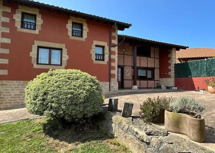 صورة فيلا Casa Con Jacuzzi Mompía