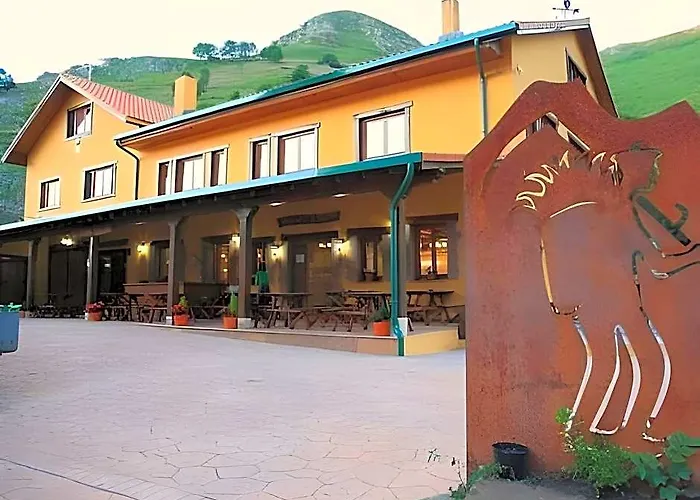 Posada La Vieja Escuela Villacarriedo foto