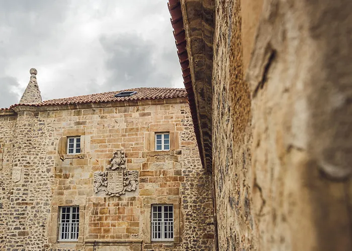 Palacio De Los Acevedo Hoznayo foto