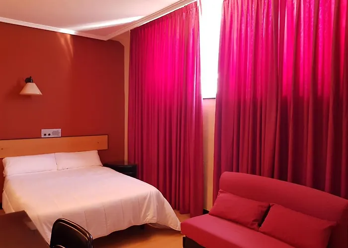Hotel City House Torrelavega photo