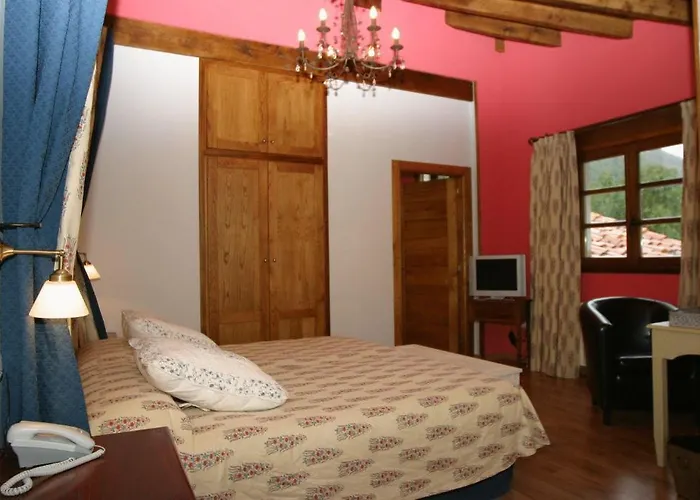 Hotel & Spa La Casona De Cosgaya photo